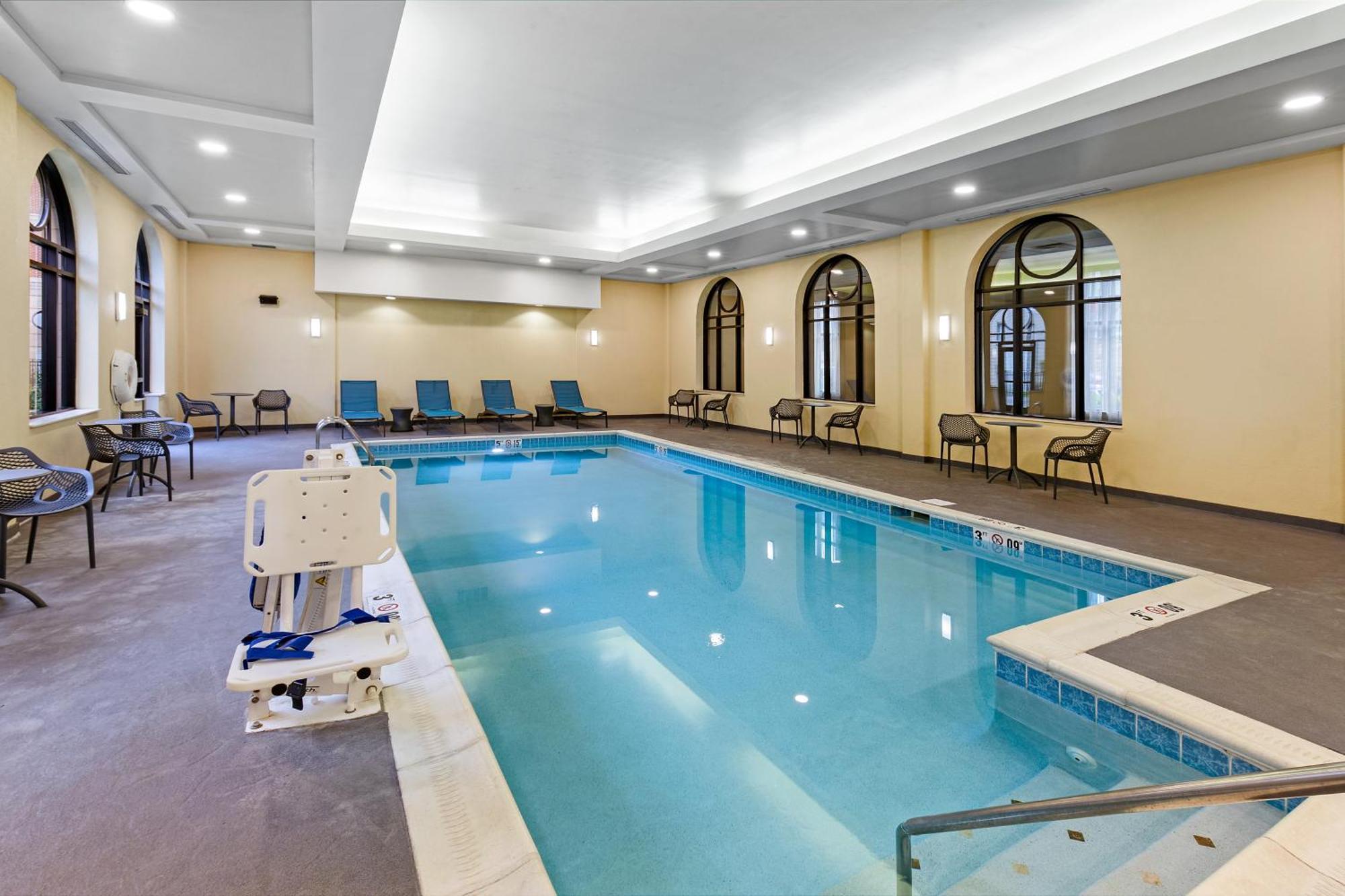 Hampton Inn Пайквил Екстериор снимка